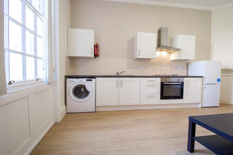 Apt 8, 12a Clarendon Road, 12A... 1 bed apartment to rent - £899 pcm (£207 pw)