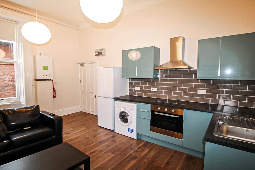 Apt 4, Clarendon House, 20 Clarendon... 2 bed apartment to rent - £1,198 pcm (£276 pw)