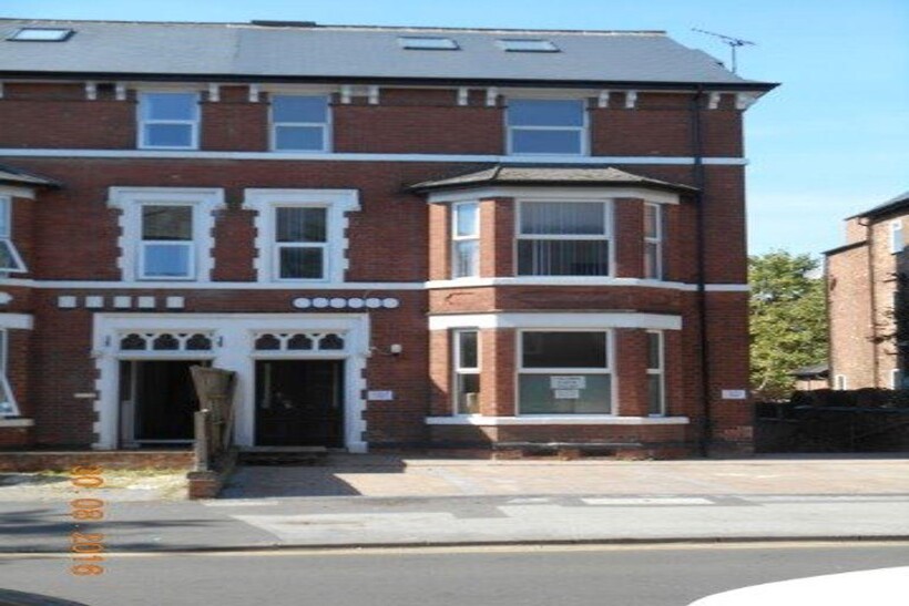 Musters Road, F2 NG2 2 bed flat to rent - £925 pcm (£213 pw)