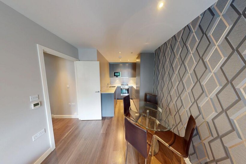 Tennyson Apartments, Saffron Central... 2 bed apartment to rent - £1,825 pcm (£421 pw)