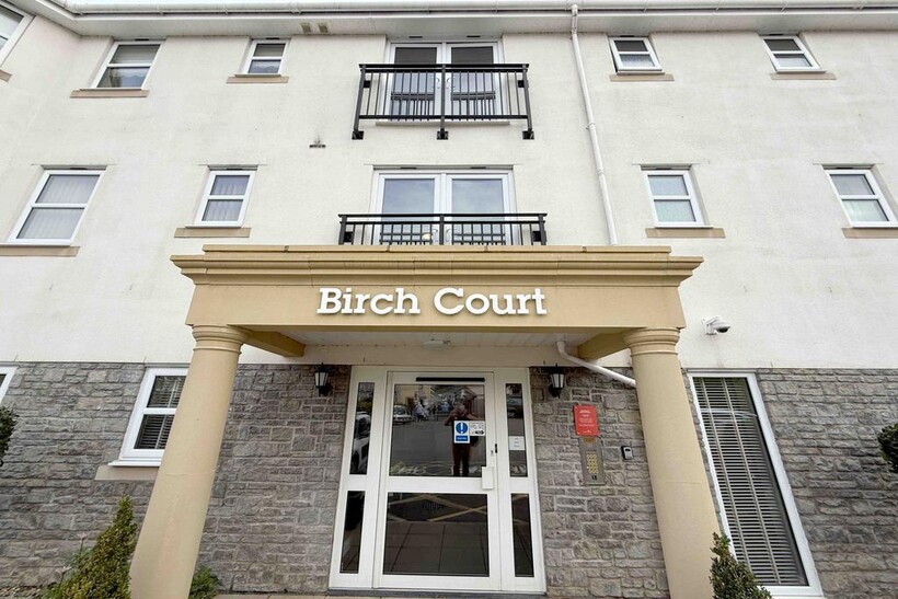 1 bed retirement to rent Birch Court, Swansea SA6