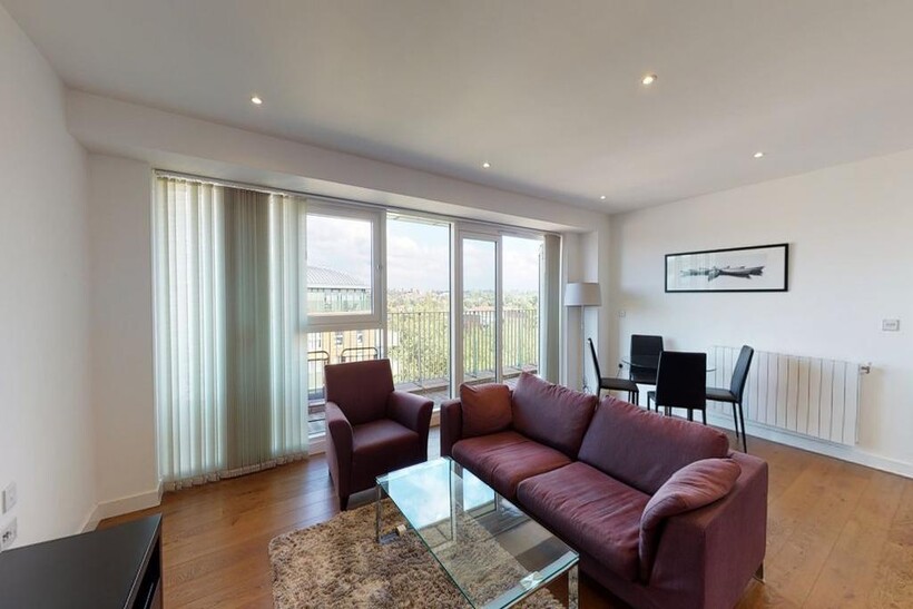 Meridian Gate, Kidbrooke Village... 1 bed apartment to rent - £1,675 pcm (£387 pw)