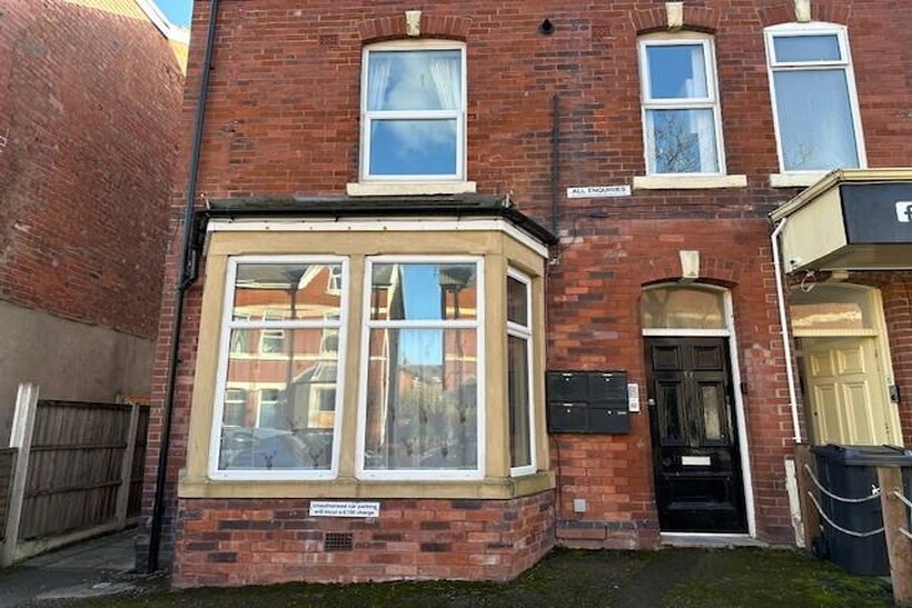 32 St. Albans Road, Lytham St. Annes... 1 bed flat to rent - £510 pcm (£118 pw)