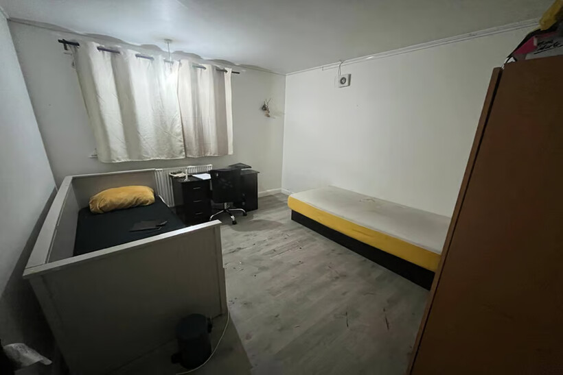 Barn Way, Wembley HA9 5 bed house to rent - £4,100 pcm (£946 pw)