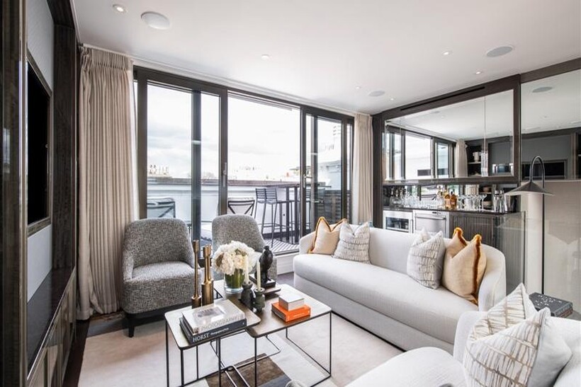 PRINCE OF WALES TERRACE, LONDON, W8 3 bed apartment to rent - £20,085 pcm (£4,635 pw)