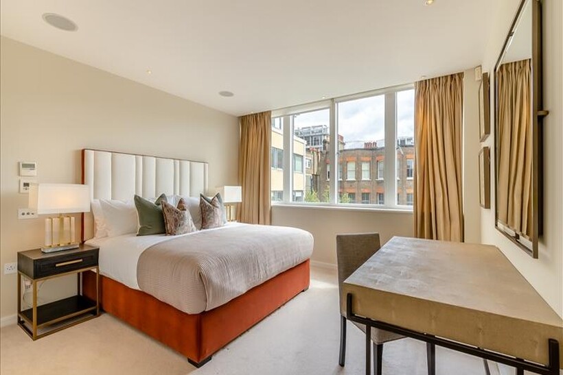 11-13 Young Street, London, W8 1 bed apartment to rent - £3,965 pcm (£915 pw)