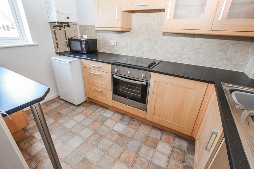 Heacham 2 bed apartment to rent - £720 pcm (£166 pw)