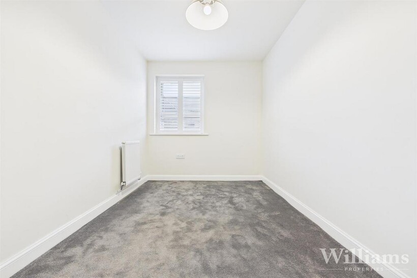 CAM02861 G0-PR0516-STILL002.jpg