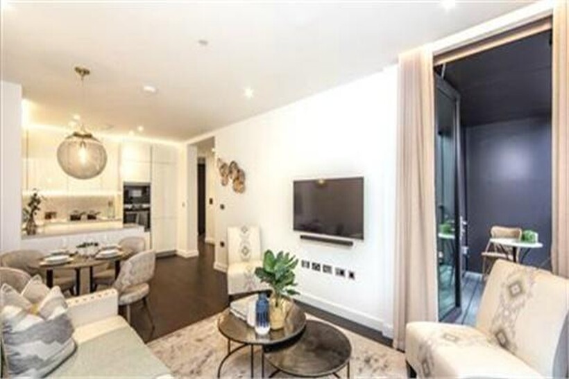 Ponton Road, The Residence, London, SW11 2 bed apartment to rent - £4,853 pcm (£1,120 pw)