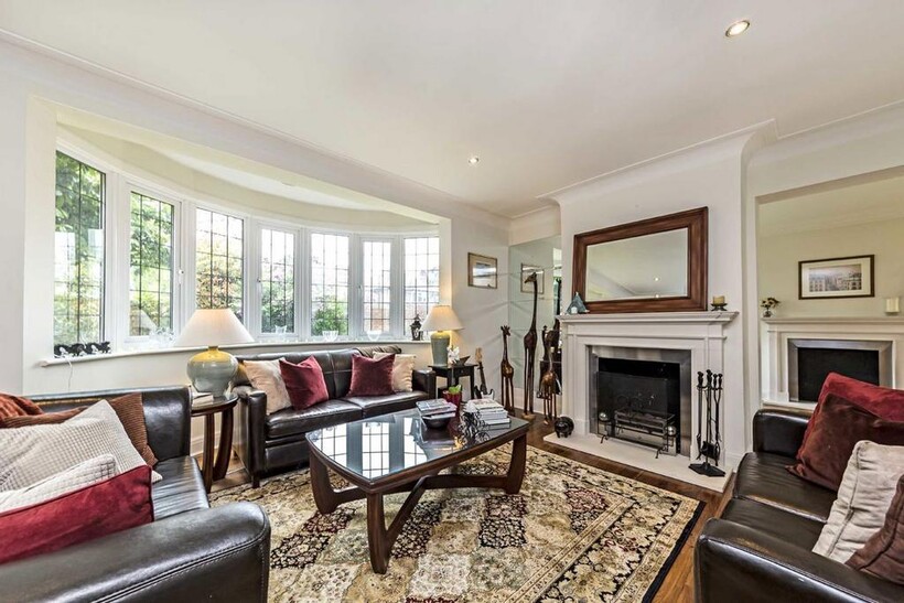 Lauderdale Drive, Richmond TW10 6 bed house to rent - £8,995 pcm (£2,076 pw)