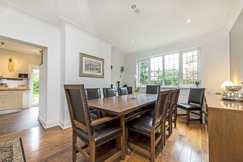 Lauderdale Drive, Richmond TW10 6 bed house to rent - £8,995 pcm (£2,076 pw)