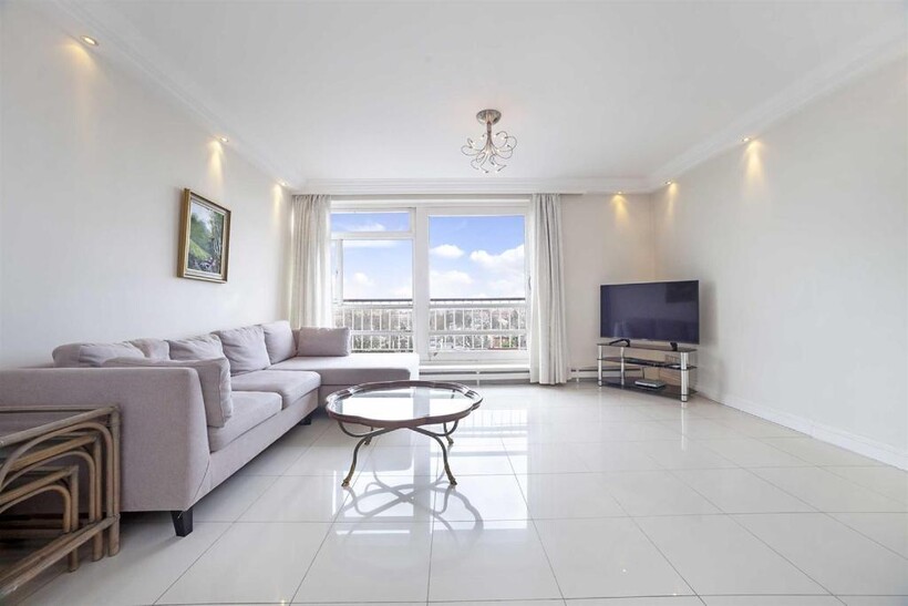 Walsingham-queensmead-st-johns-wood-nw8