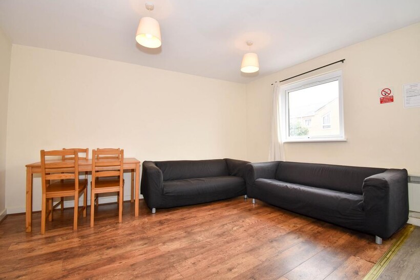 Cyclops Mews, London E14 5 bed terraced house to rent - £4,983 pcm (£1,150 pw)