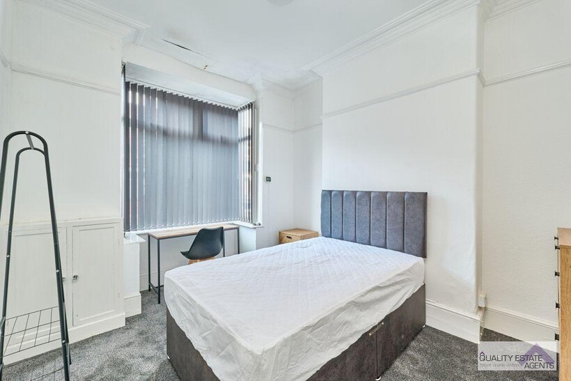 Room 1, 17 Campbell Road... 1 bed in a house share to rent - £410 pcm (£95 pw)