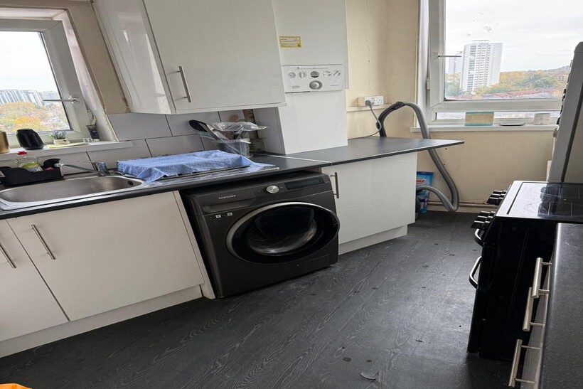 Frances Street, London, SE18 Flat share to rent - £750 pcm (£173 pw)