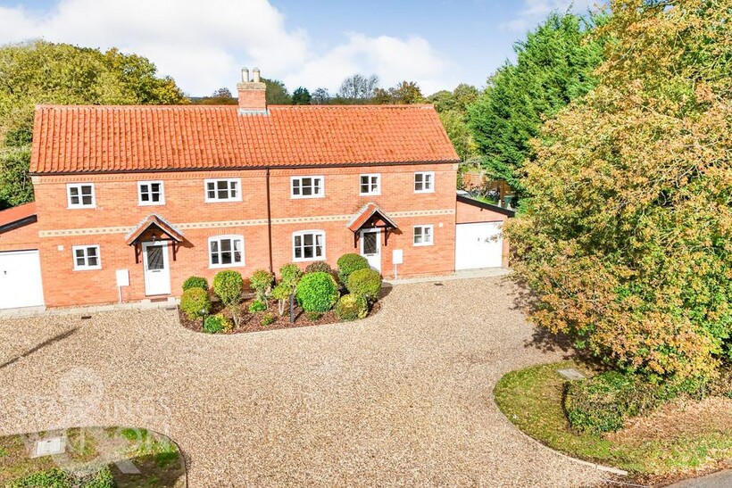 High Green, Great Moulton, Norwich 3 bed semi-detached house to rent - £1,295 pcm (£299 pw)