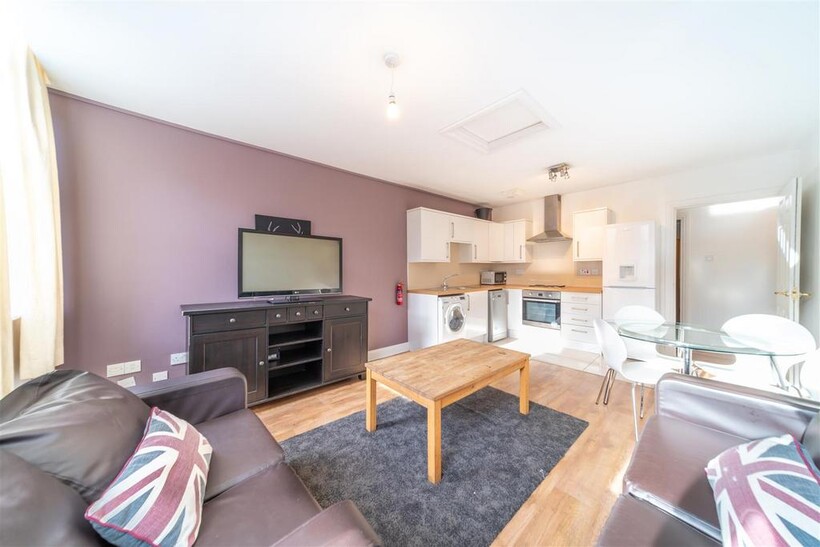 £150pppw - St Andrews Street, City... 3 bed apartment to rent - £1,950 pcm (£450 pw)