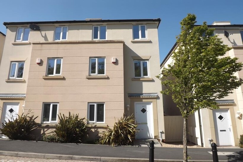 Long Down Avenue, Bristol BS16 5 bed terraced house to rent - £3,875 pcm (£894 pw)