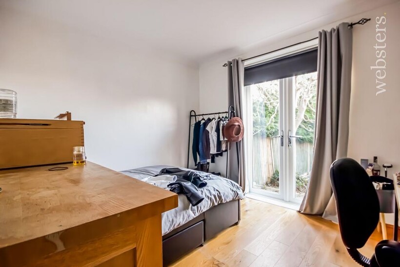 Robson Road, Norwich NR5 4 bed house to rent - £1,975 pcm (£456 pw)