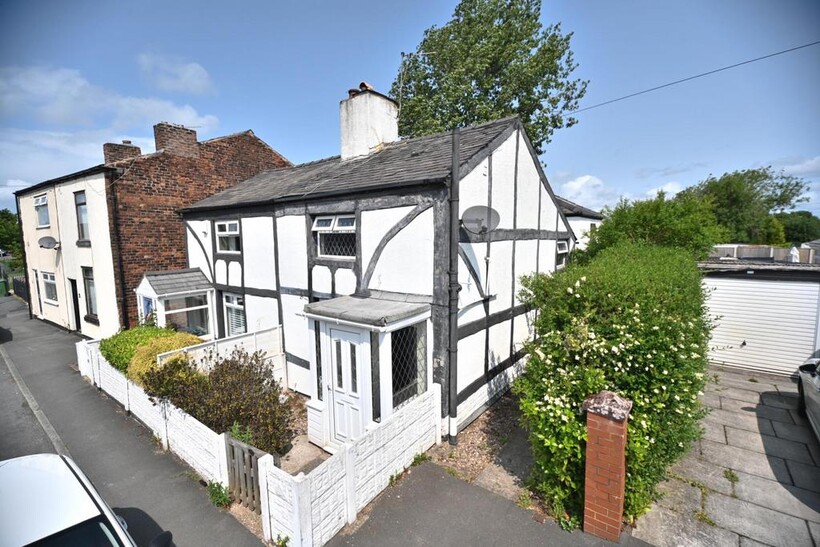 Latham Lane, Orrell, Wigan, WN5 0 JQ