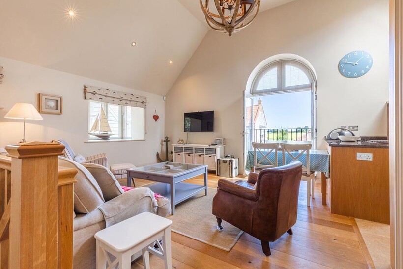 Langham 2 bed end of terrace house to rent - £1,075 pcm (£248 pw)