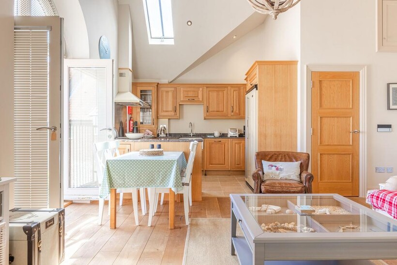 Langham 2 bed end of terrace house to rent - £1,075 pcm (£248 pw)