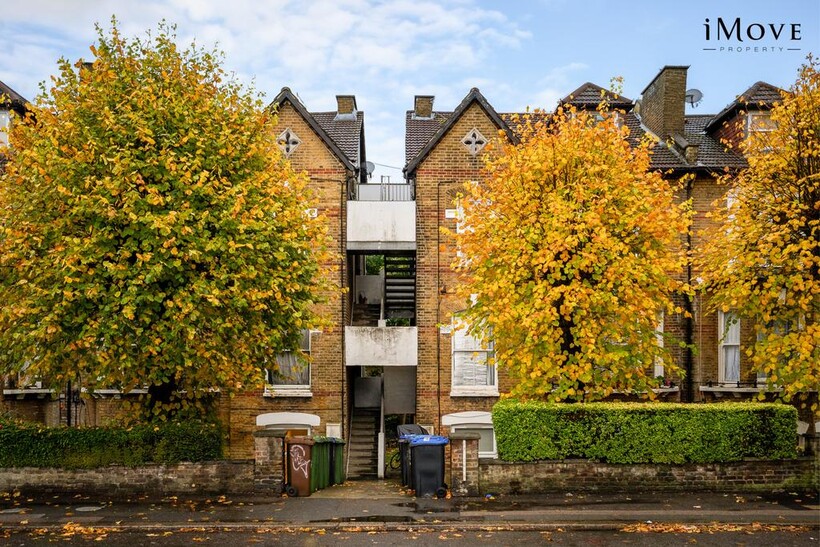 Malcolm Close, London SE20 1 bed flat to rent - £1,200 pcm (£277 pw)