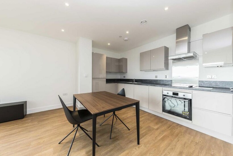 Union Way, London NW10 1 bed flat to rent - £1,547 pcm (£357 pw)