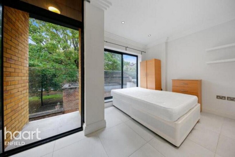 Lotus Mews, LONDON 4 bed apartment to rent - £3,700 pcm (£854 pw)