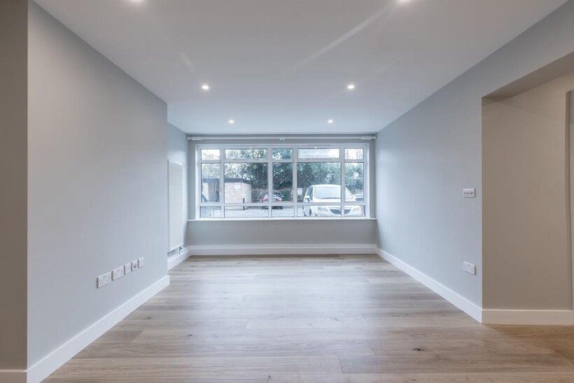 Living room (example)