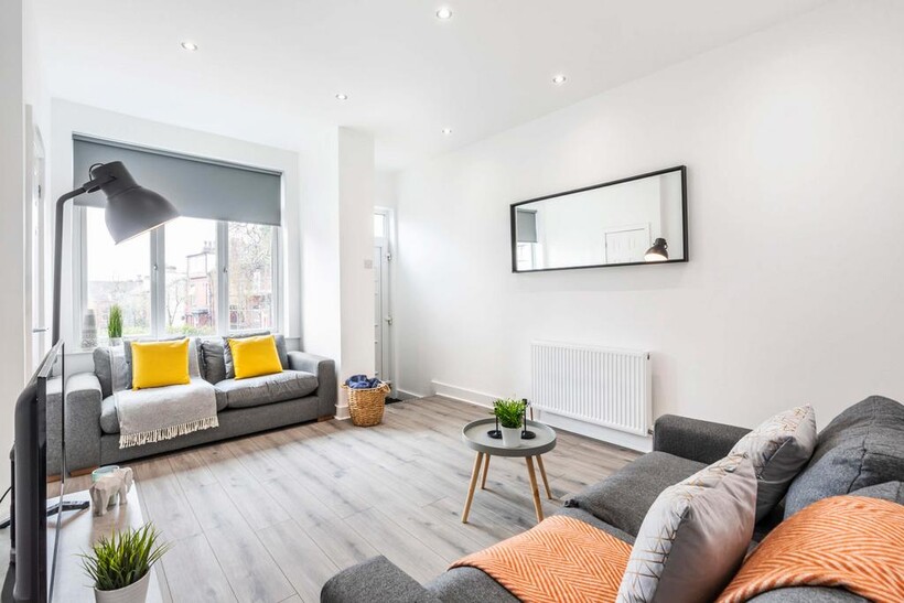 Lucas Street, Leeds LS6 6 bed house to rent - £3,536 pcm (£816 pw)