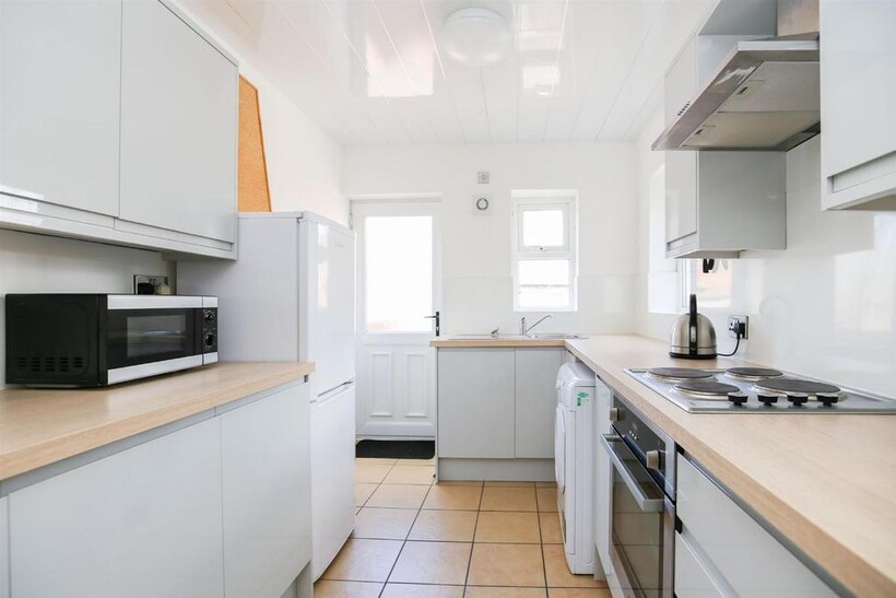 £125pppw - Warwick Street, Heaton, NE2 3 bed flat to rent - £1,625 pcm (£375 pw)