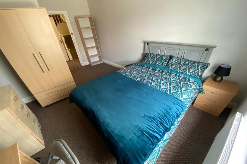 Brighton, East Sussex BN2 6 bed terraced house to rent - £4,030 pcm (£930 pw)