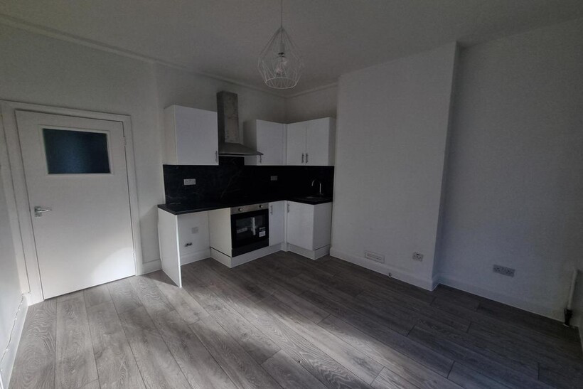 Bewick Street, London, SW8 2 bed apartment to rent - £2,045 pcm (£472 pw)