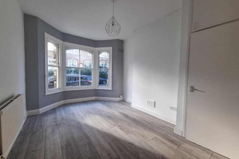 Bewick Street, London, SW8 2 bed apartment to rent - £2,045 pcm (£472 pw)