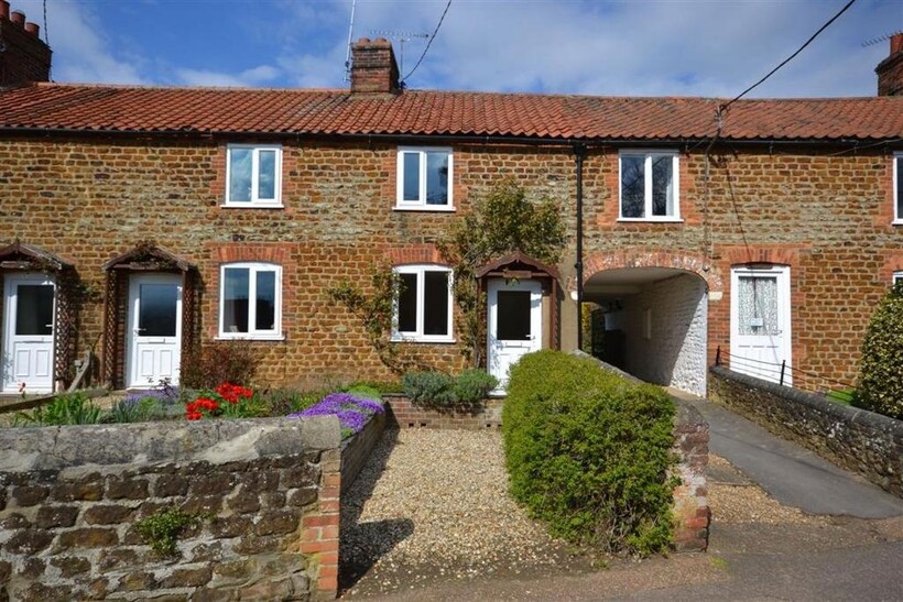 SNETTISHAM 1 bed cottage to rent - £745 pcm (£172 pw)
