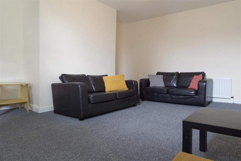 £90pppw - Grosvenor Gardens, Jesmond... 3 bed house to rent - £1,170 pcm (£270 pw)