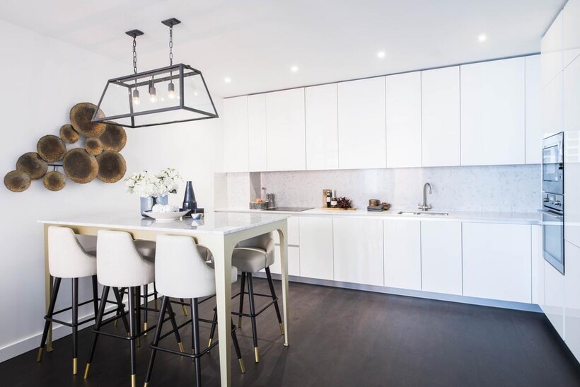 Charles Clowes Walk, Nine Elms, SW11 3 bed flat to rent - £6,153 pcm (£1,420 pw)