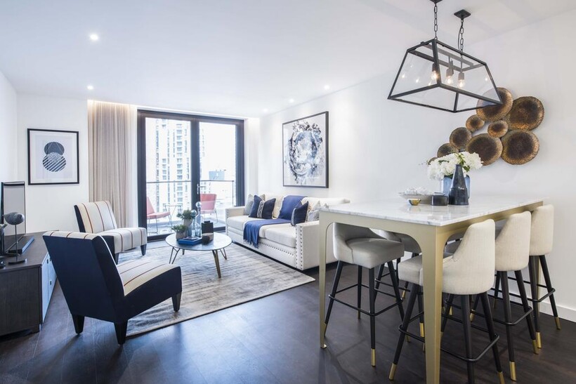 Charles Clowes Walk, Nine Elms, SW11 3 bed flat to rent - £6,153 pcm (£1,420 pw)