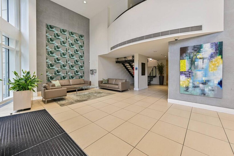 Juniper Drive, Battersea Reach... 2 bed flat to rent - £3,400 pcm (£785 pw)