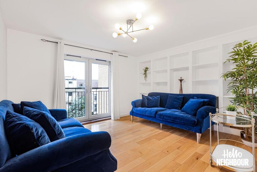 Odeon Court, Chicksand Street... 2 bed apartment to rent - £2,695 pcm (£622 pw)