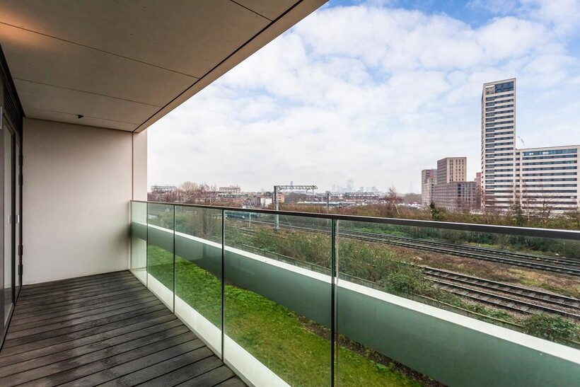 230120195 PTCNL Flat