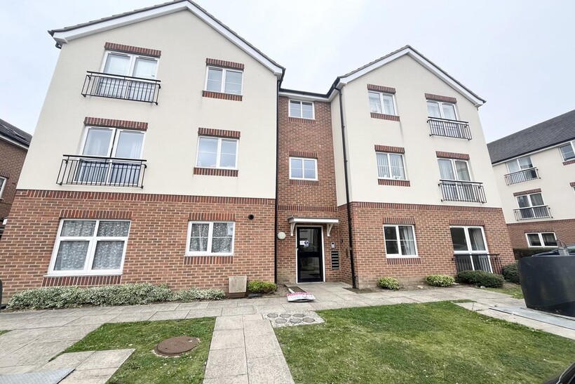 Frederick Drive, PETERBOROUGH PE4 2 bed apartment to rent - £920 pcm (£212 pw)