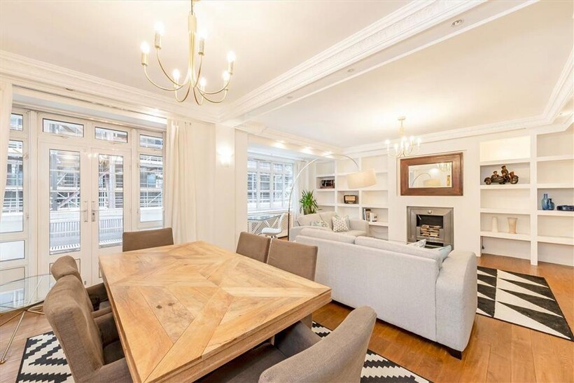 Inverness Terrace, London W2 3 bed flat to rent - £8,996 pcm (£2,076 pw)