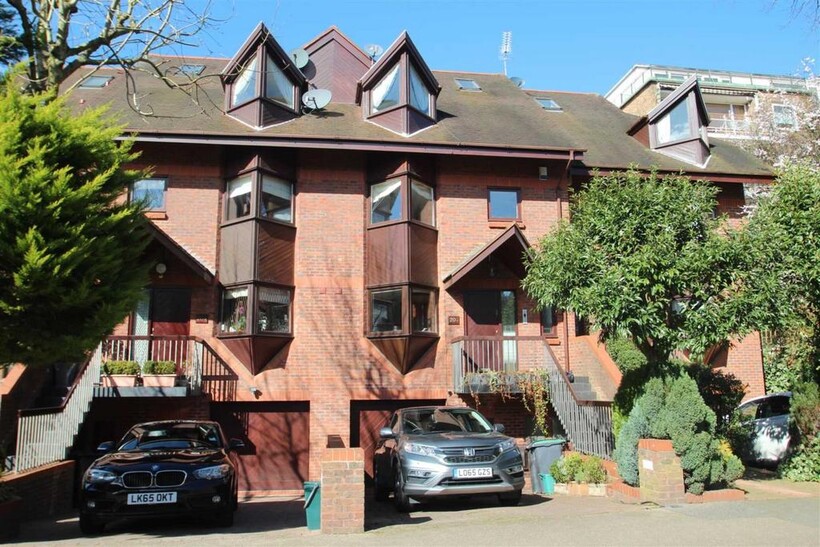 Broadlands Road, London N6 5 bed house to rent - £5,800 pcm (£1,338 pw)