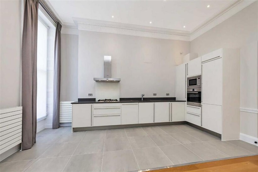 Gloucester Place, London W1U 1 bed flat to rent - £3,662 pcm (£845 pw)
