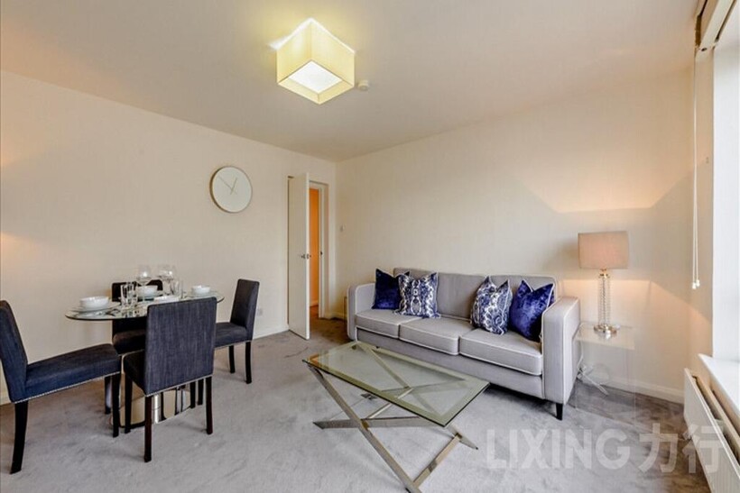 Fulham Road, South Kensington, SW3 6SN 2 bed apartment to rent - £3,900 pcm (£900 pw)