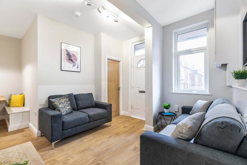 Knowle Terrace, Leeds LS4 1 bed in a house share to rent - £542 pcm (£125 pw)