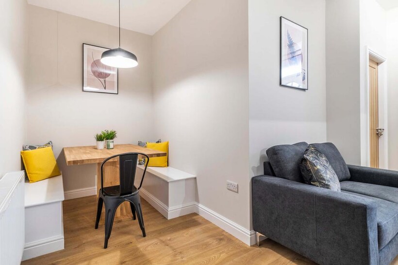 Knowle Terrace, Leeds LS4 1 bed in a house share to rent - £542 pcm (£125 pw)