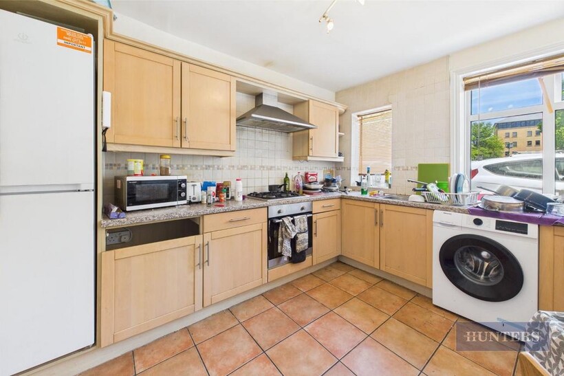 CAM05152 G0-PR0088-STILL003.jpg